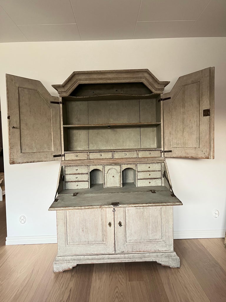 Antique Swedish Cupboard (19th Century, Pine, Painted, Two pieces) - Image 18