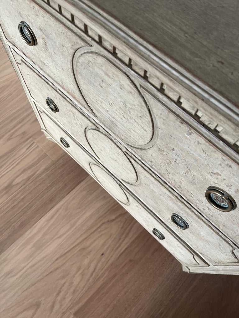 Smal Swedish Chest of Drawers (19th Century, Gustavian-Style, Painted) - Image 6