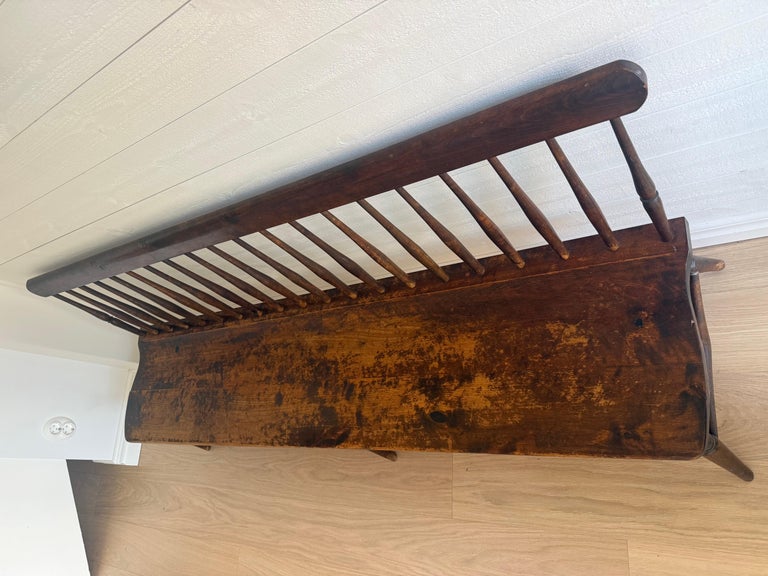 Child-Sized Deacons' Bench / Wooden sofa (20th-Century, Rare Find) - Image 6