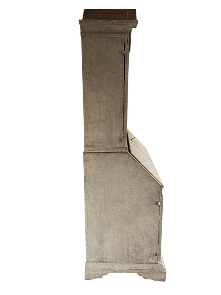 Antique Swedish Cupboard (19th Century, Pine, Painted, Two pieces) - Image 4